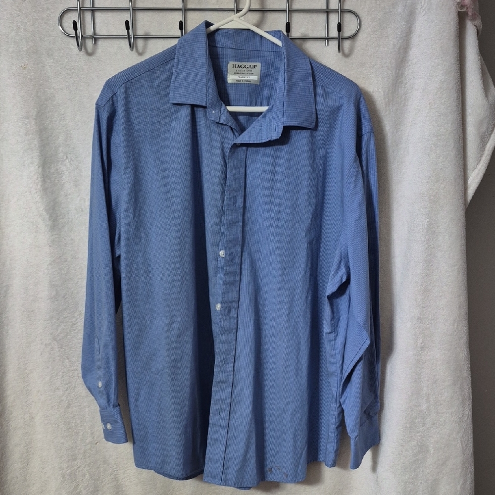 Haggar Men's Classic Blue Dress Shirt
